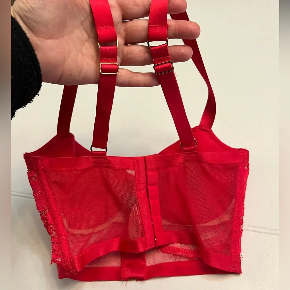 VICTORIA’S SECRET RED LACE LINED DEMI CORSET BRA SIZE 32D